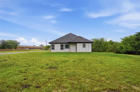 Exterior - 420 E Ball St, Tom Bean, TX 75489 photo 7 of 9