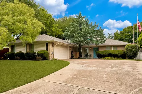 4532 Grey Dawn Dr, Arlington, TX 76017