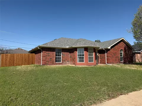 6212 Brookhaven Trl, Arlington, TX 76001