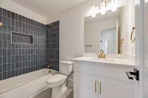 Bath - 821 Oleander Ln, Prosper, TX 75078 photo 5 of 7