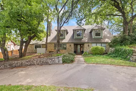 2123 Wilson Dr, Arlington, TX 76011