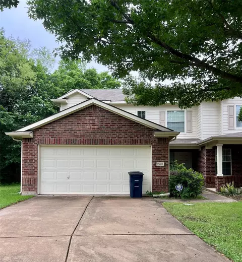 7401 Cowhand Ct, Fort Worth, TX 76131