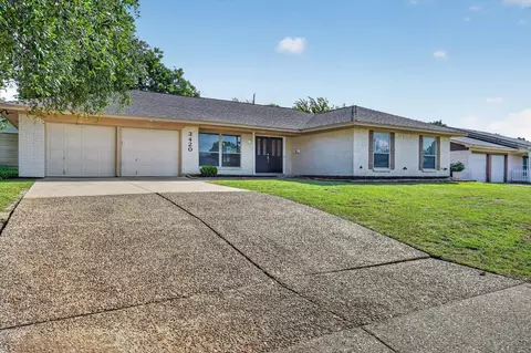 3420 Denbury Dr, Fort Worth, TX 76133