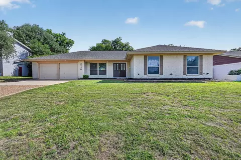 3420 Denbury Dr, Fort Worth, TX 76133