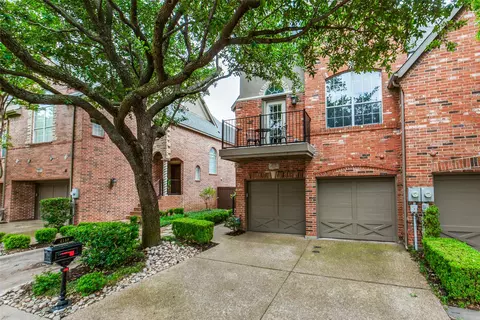 4150 Towne Green Cir, Addison, TX 75001