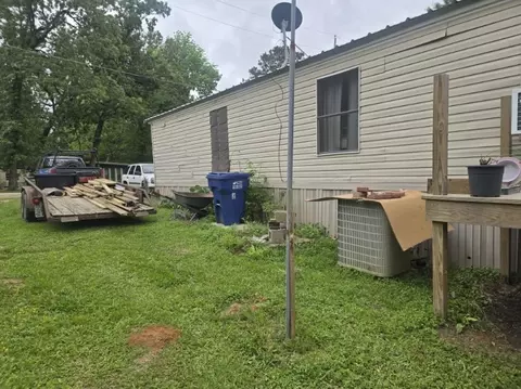 390 Campground Rd, Trinity, TX 75862 photo 17