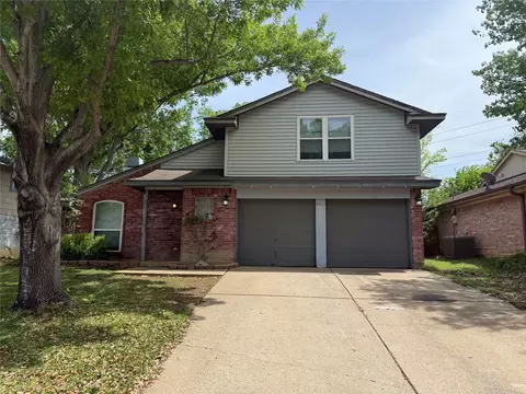 6011 Parkmeadow Dr, Arlington, TX 76018