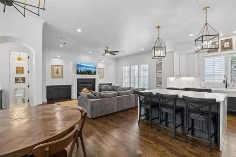 3827 Holland Ave #C, Dallas, TX 75219