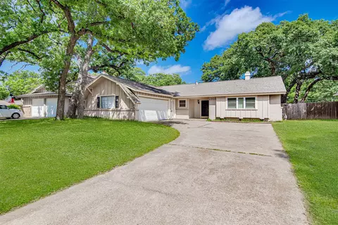 2709 Norwood Ln, Arlington, TX 76013