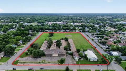 3005 Division St, Greenville, TX 75401