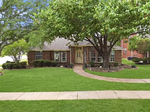 2801 Buena Vista Ct, Carrollton, TX 75007