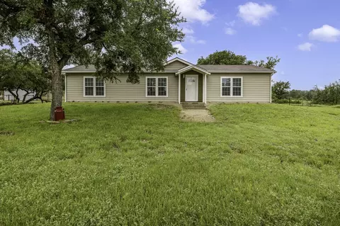 224 Rocky Hill Rd, Brownwood, TX 76801