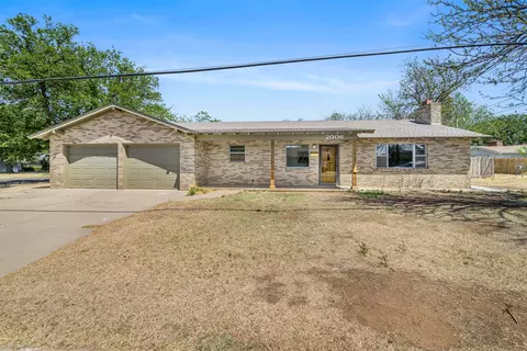 2006 Borger St, Plainview, TX 79072 photo 20