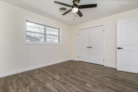 2006 Borger St, Plainview, TX 79072 photo 16