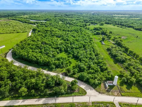 102 County Road 2344, Richland, TX 76681