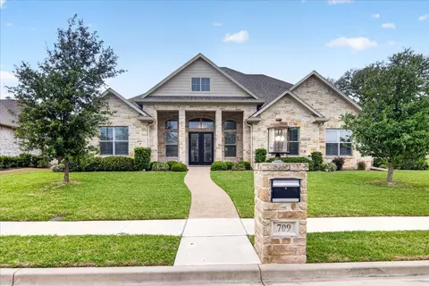 709 Gullmont Dr, Waco, TX 76712