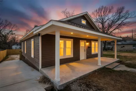 1102 Church St, Dallas, TX 75203