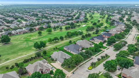 10302 Broadmoor Ln, Rowlett, TX 75089