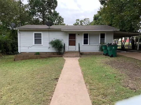 112 E Hill St, Hamilton, TX 76531
