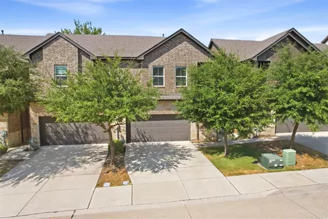 2413 Ash Ln, Sachse, TX 75048