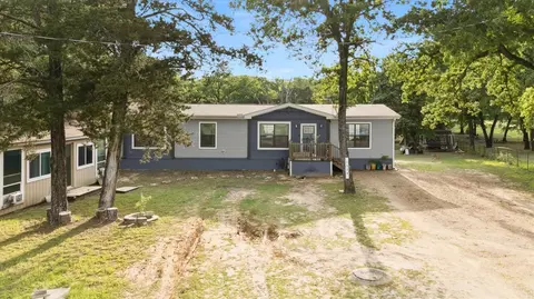 1334 E Woods Dr, Kemp, TX 75143