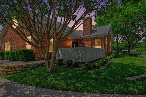 6113 Haley Ln, Fort Worth, TX 76132
