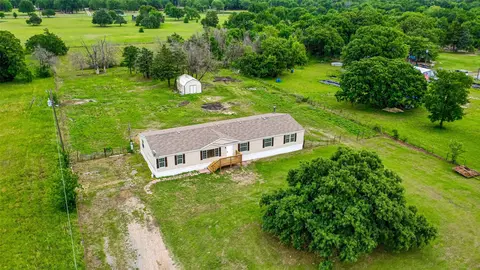 9239 Sabine Dr, Quinlan, TX 75474