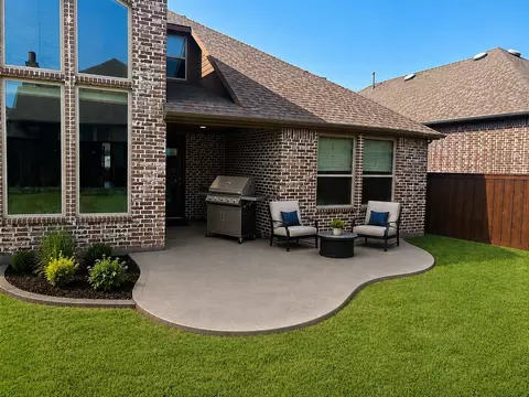 2825 London, The Colony, TX 75056