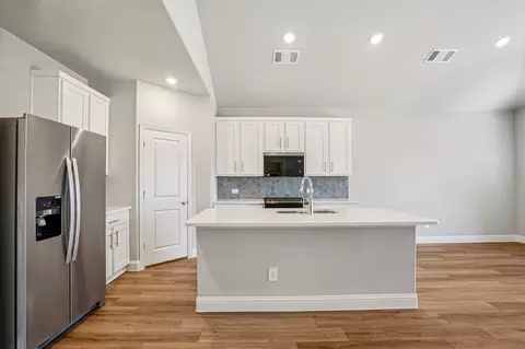 2300 Currents Rd, Princeton, TX 75407