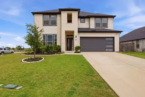 418 Ardsley Ln, Forney, TX 75126