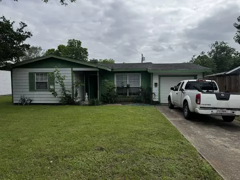 2618 Hearthstone Dr, Farmers Branch, TX 75234