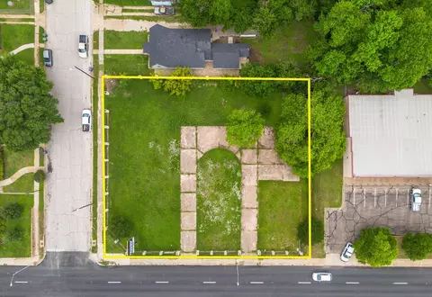 2217 W Waco Dr, Waco, TX 76707