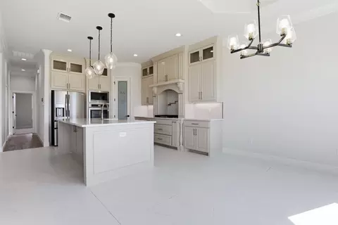 Kitchen - 117 Eagle Ct, Rainbow, TX 76077 photo 6 of 6