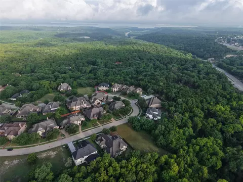 934 Beverly Cir, Cedar Hill, TX 75104