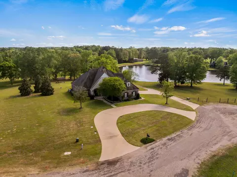 6 County Road 1215, Pittsburg, TX 75686
