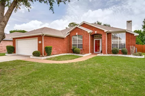 1512 Ash Ln, Corinth, TX 76210