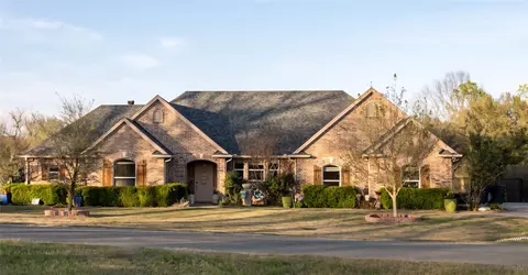 5221 Playa Dr, Sherman, TX 75090