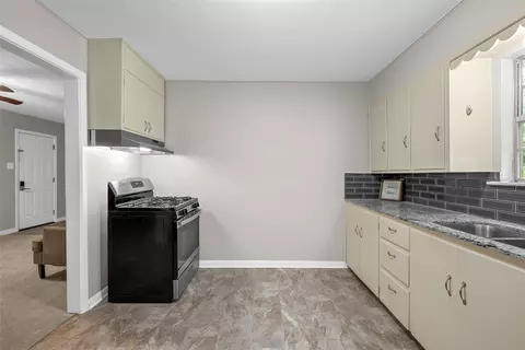 Kitchen - 607 E Pine St, West, TX 76691 photo 2 of 2