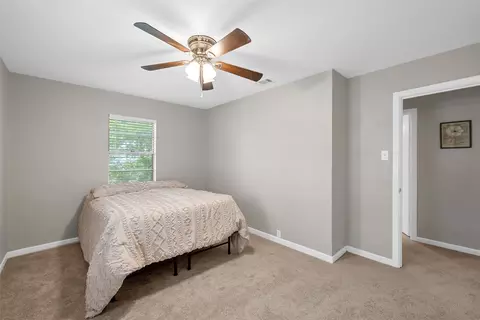 Bedroom - 607 E Pine St, West, TX 76691 photo 2 of 6