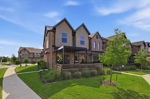 7315 Concha Dr, Grand Prairie, TX 75054