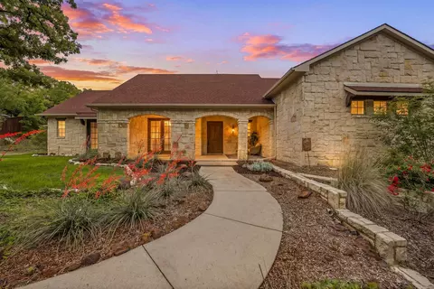 6436 Valley Crk, Pilot Point, TX 76258