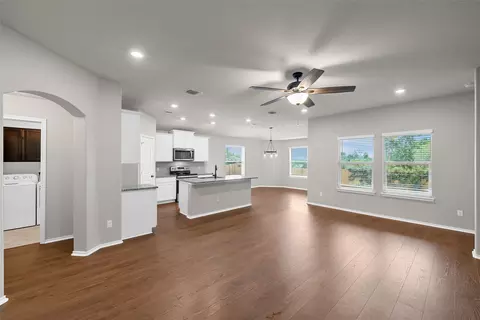 Living - 11100 Beckon Fls, Waco, TX 76708 photo 1 of 3