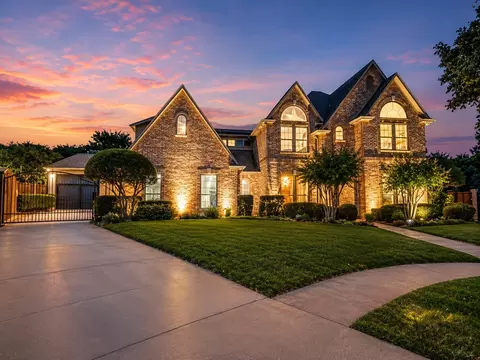 100 Bentwood Ct, Denton, TX 76210