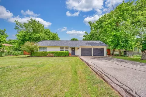 4304 Valview Dr, Waco, TX 76708