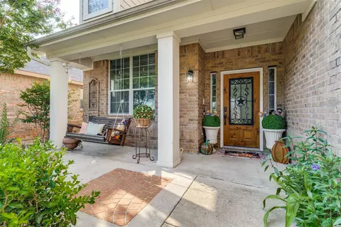 468 Darlington Trl, Fort Worth, TX 76131