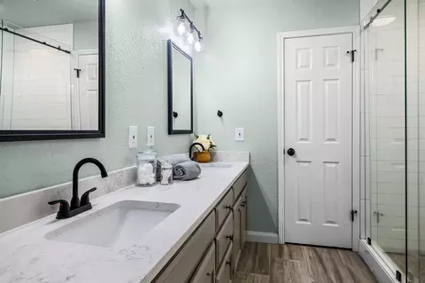 Bath - 1208 Dendron Dr, Hewitt, TX 76643 photo 1 of 4
