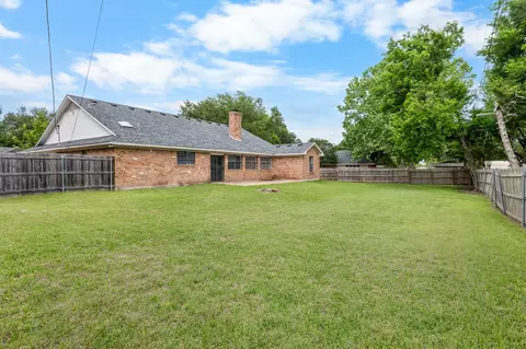 Exterior - 1208 Dendron Dr, Hewitt, TX 76643 photo 4 of 6