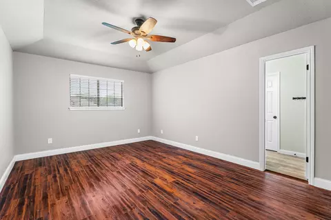 Bedroom - 1208 Dendron Dr, Hewitt, TX 76643 photo 2 of 6