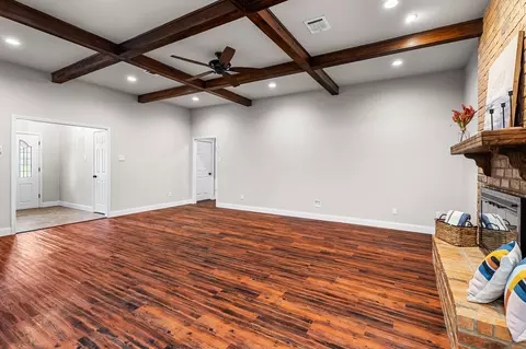 Living - 1208 Dendron Dr, Hewitt, TX 76643 photo 5 of 7