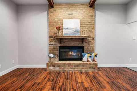 Living - 1208 Dendron Dr, Hewitt, TX 76643 photo 4 of 7